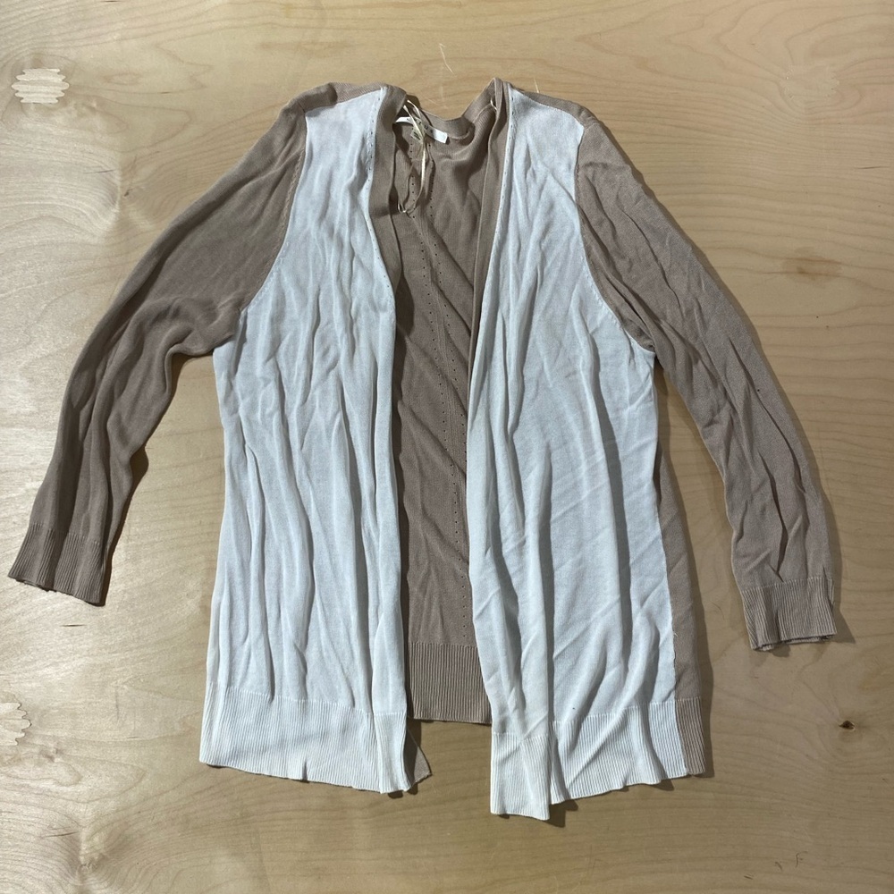 Cyrus Beige and White Knit Cardigan Large (QG)